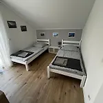 Hausgregor, Messe 15 Min, 20 Min Und Erholung Im Gruenen Homestay *